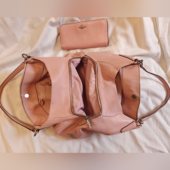 Excluded from Promotion- Coach Pheobe with FREE matching wallet - Picture 10 of 15